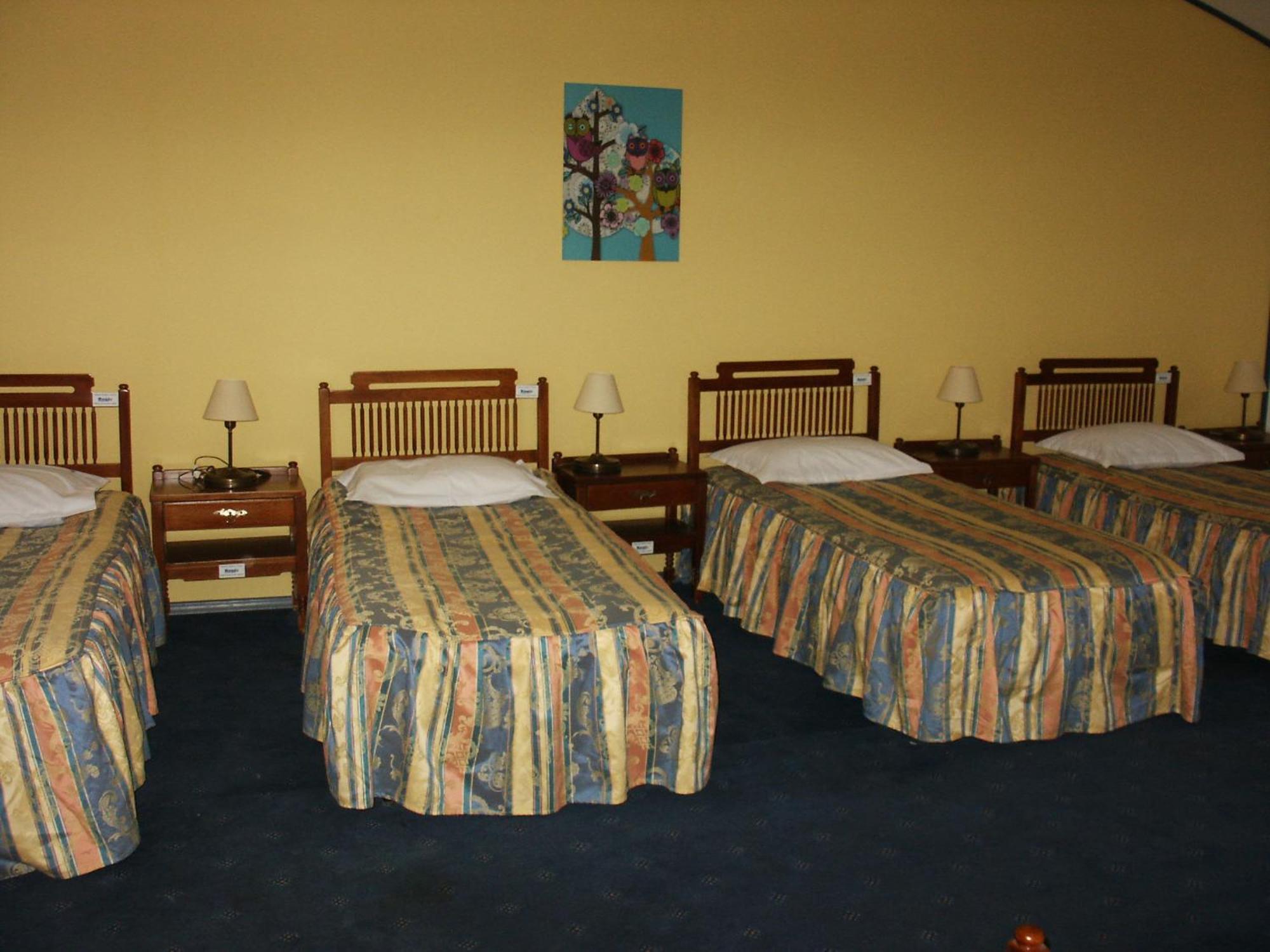 Hotel Astra Брашов Экстерьер фото